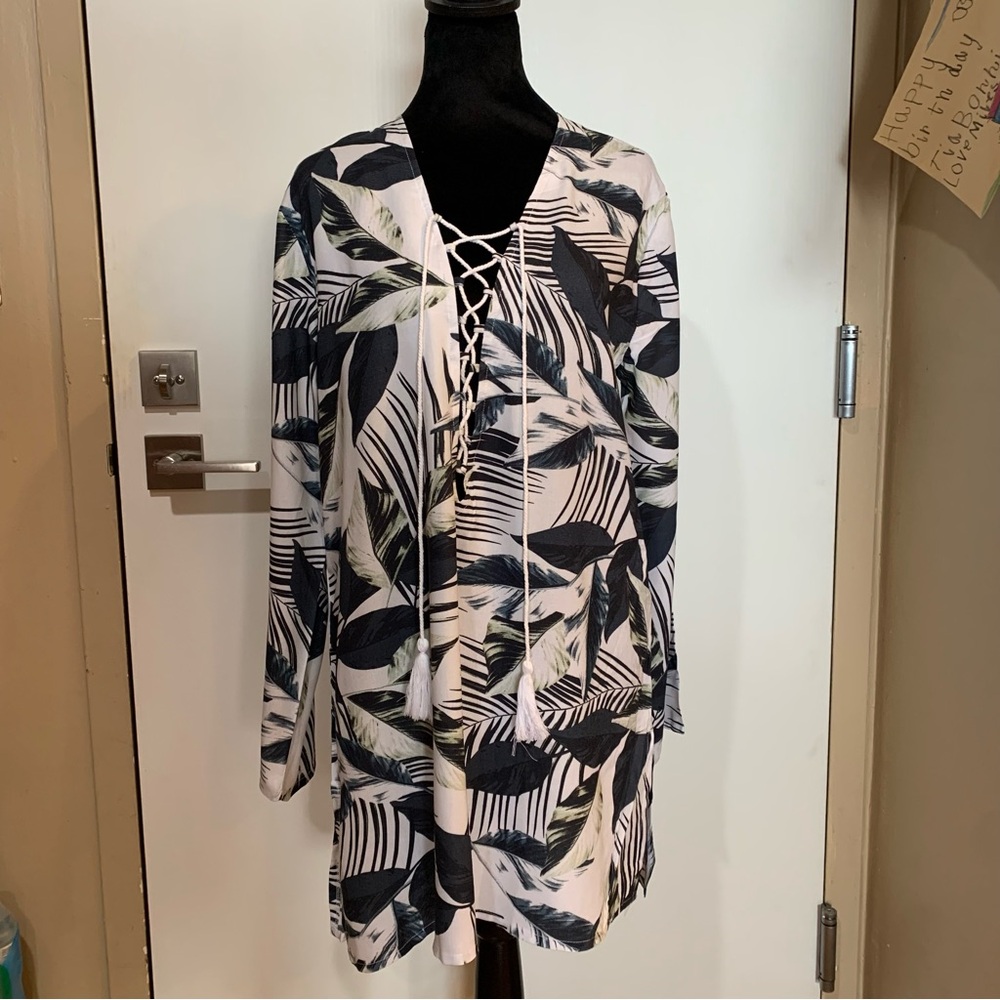 La Blanca XL, Large, MED, Small Palm Leaf NWT/NWOT Swim Cover-Up